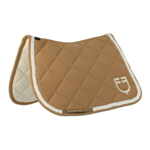 Equestrian jumping saddle pad with braided cord + cap - Image 12
