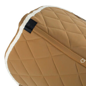 Equestrian jumping saddle pad with braided cord + cap - Image 14
